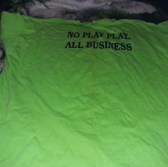 Shirt - Picture 3 of 4